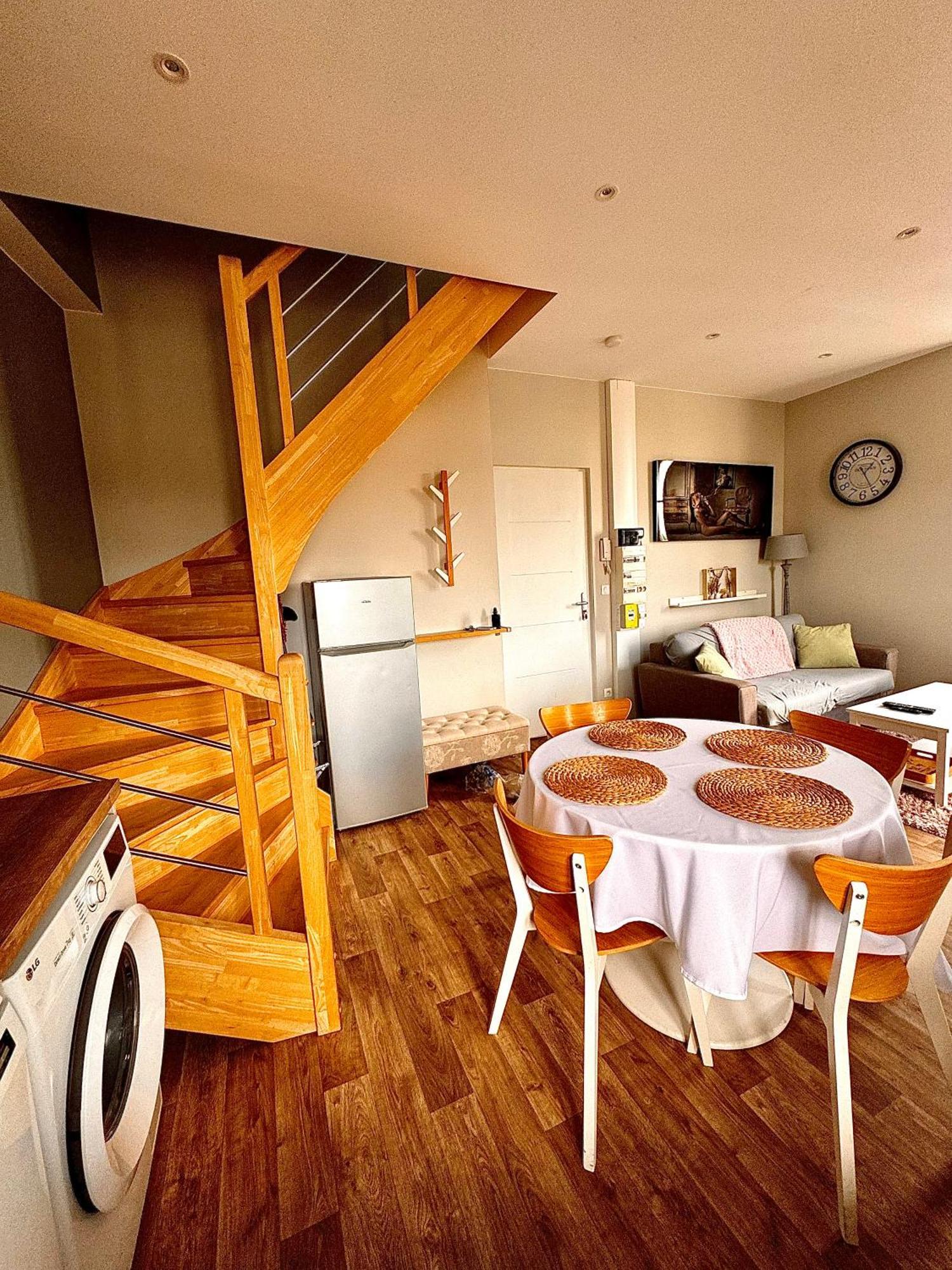 Apartament Duplex - Place De Parking Prive Orlean Zewnętrze zdjęcie